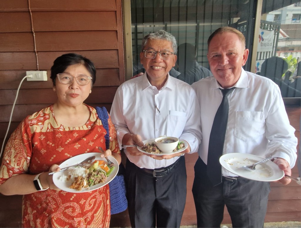 PHOTO-2025-10-28-13-16-56 3